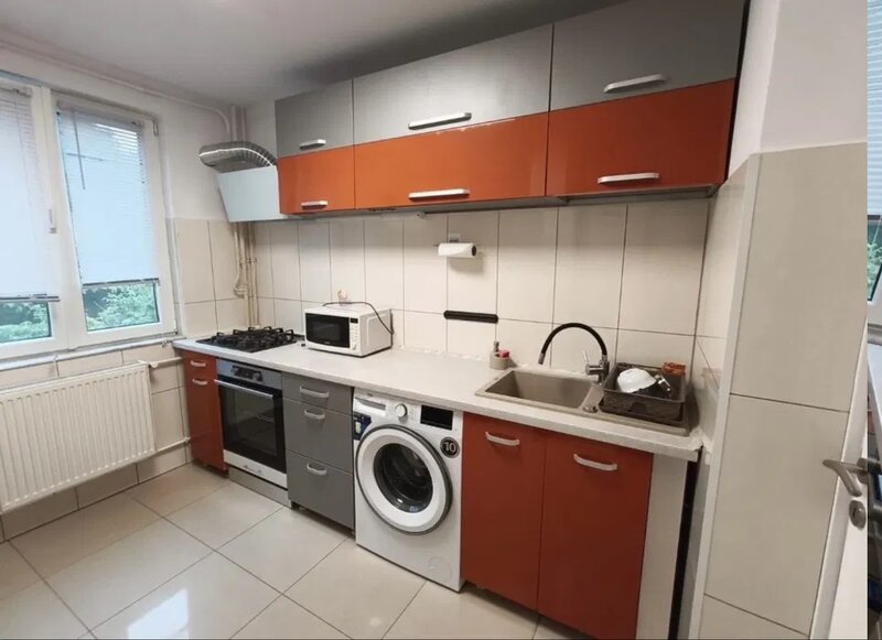 Drumul Taberei, Frigocom, Valea Ialomitei, apartament 3 camere modern.