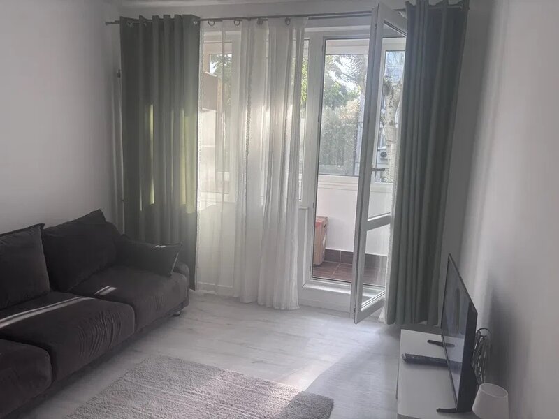 Drumul Taberei, Frigocom, Valea Ialomitei, apartament 3 camere modern.