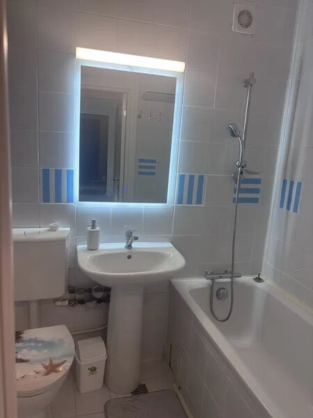 Drumul Taberei, Frigocom, Valea Ialomitei, apartament 3 camere modern.
